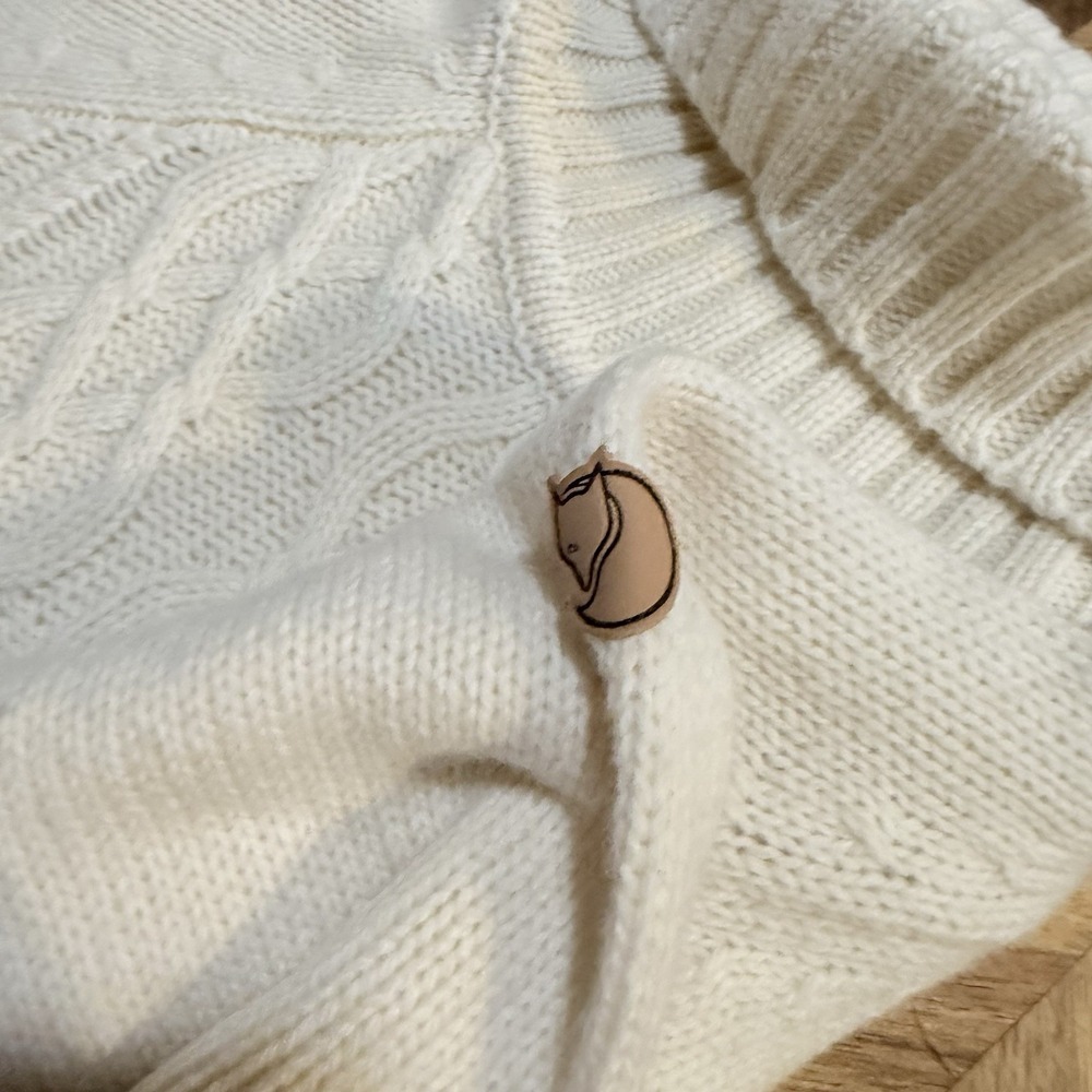 Fjall‎ Raven Sweater Ovik Cable Knit Roll Neck Wool Pullover Women's Small New - Picture 11 of 13